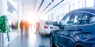 Port and Material Handling Equipment Vehicle Market