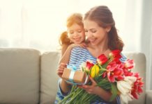 Extraordinary Favors that Your Mother Will Love on Her Birthday