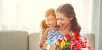 Extraordinary Favors that Your Mother Will Love on Her Birthday