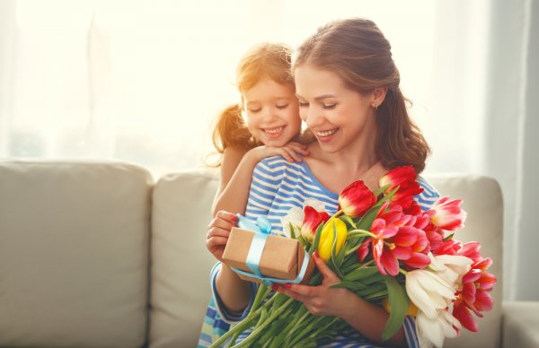 Extraordinary Favors that Your Mother Will Love on Her Birthday