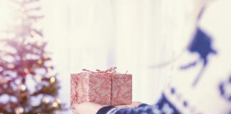 Five gifts for someone who loves to Read