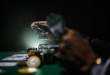 How to Play Poker Game