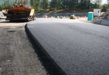 When and How to Resurface the Asphalt Driveway