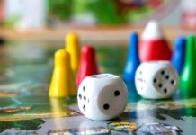 Factors to consider before purchasing dice sets