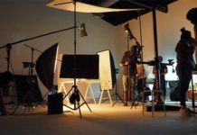 How To Select The Best Lighting Equipment For Photography?