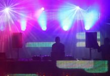 led screen at dj festival