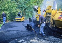 asphalt paving contractor