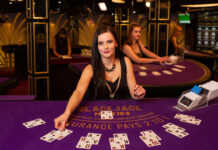 RNG or Live Dealer - Detailed Comparison for Informed Casino Players