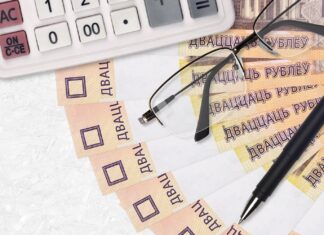 Doing Business in Poland: A Comprehensive Guide to Local Tax Regulations and Invoicing Compliance